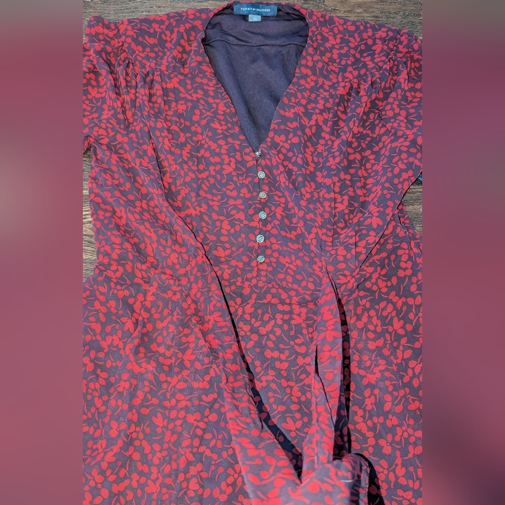 NWT Tommy Hilfiger Long Sleeve Mid Length Dress Red Petal Pattern - Picture 9 of 13